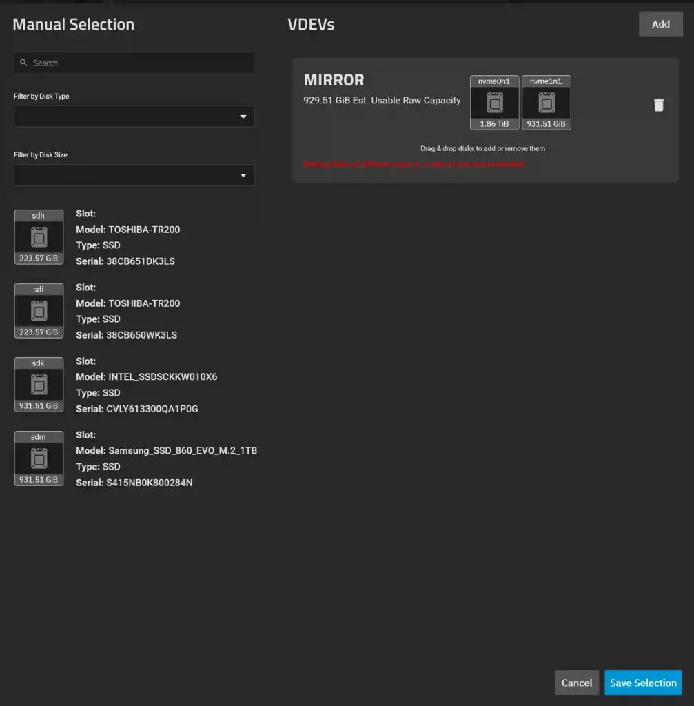 Configuration interface with an SSD selection list on the left and a 'MIRROR' VDEV setup with mixed disk sizes on the right, showing a warning about mixing disk sizes.